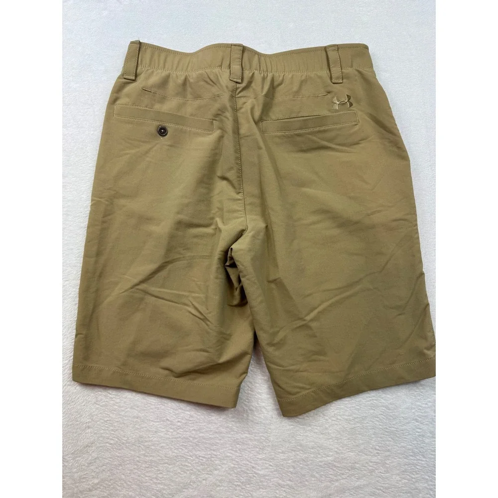 Under Armour Mens HeatGear Golf Shorts Tan Khaki Loose Fit Size 32 Performance